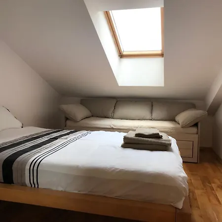 Mountain View Penthouse 2*